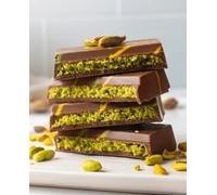 Mitram Pistachio Kunafa Gold Chocolate Bar, PACK OF 2 x 200g, Milk Chocolate with Crunchy Kunafa & Roasted Pistachios, Luxury Dubai Style Gift Box