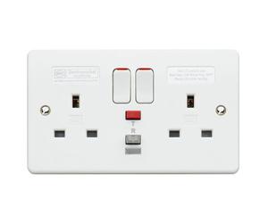 MK Logic Plus K6233WHI White Moulded 2G 13A RCD Protected Socket 30mA Passive