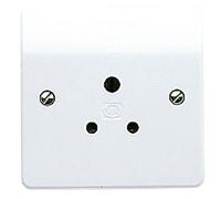 MK Logic Plus K771WHI White Moulded 5A 1 Gang Round Pin Socket Outlet
