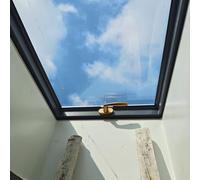 MLYAYE Transparent Skylight Roof Venting Maintenance Hatch with Lock Handle, Heavy Duty Flush Viewing Window Rooftop Escape Cover Plate for Barns/Basement/Cellar - Replacement(In-70x55cm/28x22)