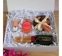 Moët & Chandon Champagne Gift Set - Mini Moët Bottle with Rose Gold Shimmer, Passionfruit Syrup & Luxury Assorted Truffles - Luxury Gift Box for Her or Him, Celebration Hamper