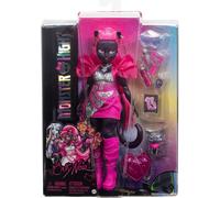 Monster High Catty Noir Fashion Doll with Pet Cat Amulette and Accessories