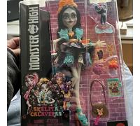 Monster High - Skelita Calaveras Doll with Accessories - New in Packaging