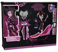 Monster High Exclusive Draculaura Doll & Powder Room Set