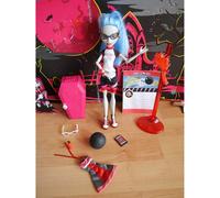 Monster High Ghoulia Yelps Physical deaducation by Mattel
