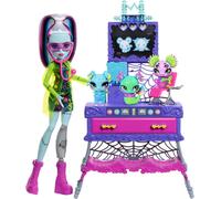 Monster High Make-A-Monster Pet Playset, Frankie Stein Doll and 30+ Accessories