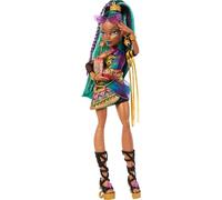 Monster High Nefera De Nile Doll w/ Pet Scarab & 7 Accessories Mattel