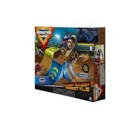 Monster Jam El Toro Loco Big Air Challenge Age 3+, Over 50-cm Tall Playset with Exclusive Monster Truck Toy, 1:64 Scale, Kids’ Toys for Boys Ages 3 and up