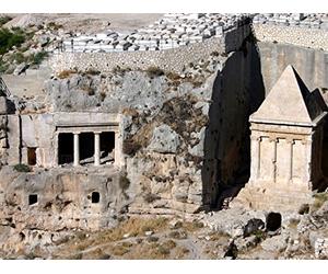 Monumental Tombs in the Time of Jesus