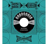 Moon Invaders - Soundclash Series - Moon Invaders Vs. the Upsessio [VINYL]