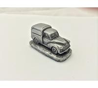 Morris Minor Van (Split Screen “Face Lift) 1.92 SCALE MODEL CAR BY PRIDE IN DETAILS