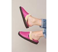 Moshulu 'adele 2' Classic Leather Mule Slippers In Fuchsia Fuchsia 6