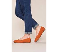 Moshulu Women's 'Vinaigrette 2' Nubuck Ballet Pumps Flat in Orange | Size: 5.5