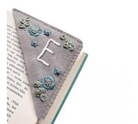 MOTEERLLU Personalized Hand Embroidered Corner Bookmark,Felt Triangle Page Stitched Handmade Bookmark,Unique Cute Flower Letter Embroidery Bookmarks Accessories for Book Lovers(Winter-e)