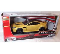 Motormax yellow / black aston martin V12 vantage S car 1:24 scale diecast model