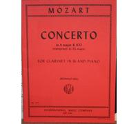 Mozart: Concerto in A Major, K. 622, for Bb Clarinet and Piano (Piano Part with Pull Out Section for Clarinet) (Authentic Edition, Level: Intermediate) [Sheet Music] (1878 & 1878b)