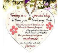 Mr and Mrs Wedding Gift Acrylic Heart Plaque - Bride and Groom Keepsake Soulmate Gift: A Keepsake to Celebrate Love - Perfect for Weddings, Anniversaries, & Special Occasions (ACRYLIC)