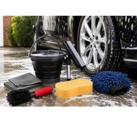 Muddy Hands 7 Piece Car Cleaning Kit with Collapsible Bucket, Microfibre Cloths, Wash Mitt, Sponge, Wheel Brush & Window Squeegee, Car Wash Accessories Set for Cars, Vans & Motorbikes
