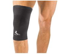 MUELLER Elastic Knee Support, Black, LG