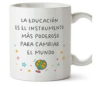 MUGFFINS Teacher Mug - in Spanish - Cambia el Mundo - Funny Gift for Colleagues - Ceramic 11oz Mug