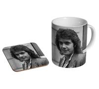 MUGMART David Essex Young Profile - Ceramic Coffee Mug + Coaster Gift Set - Young 70s Heartthrob Black and White Portrait