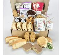 Mum Deluxe Afternoon Tea Gift Hamper - Luxury Selection of Chocolate Muffins, Sweet Treats & Tea - Vegetarian Friendly
