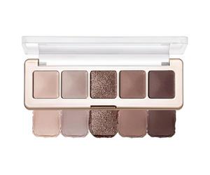 Muorruo Neutral Nude-Brown Eyeshadow Palette, highly pigmented, blendable, long-lasting eyeshadow and contour palette for a gentle everyday glamour makeup for mature eyes, 01