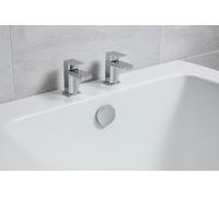 Mura Chrome Bath Pillar Taps (Pair) Hot and Cold | Chrome Finish | Hot and Cold | Bath Taps | Lever Handle Design | Easy to Operate