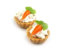 MyTinyWorld 4 x Dolls House Miniature Loose Handmade Fondant Carrot Tarts