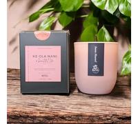 NA PALI Handcrafted Hawaiian Scented Candle with Crackling Wick | Ke Ola Nani | La Vie Est Belle