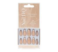 Nail HQ Champagne Sippin' Almond Nails