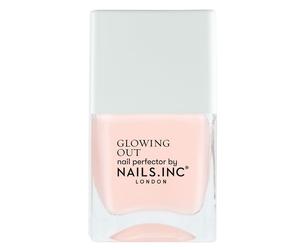 Nails Inc. London Glowing long-lasting nail polish with iridescent pearls 14 ml, Got Me Glowing