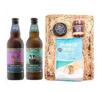 Napton Premium Wicker Tray | Duchess Blackcurrant Cider 3.4% ABV & Major Dry Cider 6.0% ABV | Snowdonia Cheese | Stokes Chutney | Blanco Niño Tortilla Chips | Luxury Gift Hamper