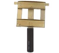Naroote Shedding Comb for Cattle Grooming Tool Ergonomic Design Antipruritic Brush for Cows Bulls 20x14x7cm Iron 1 Unit