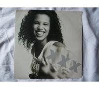 Neneh Cherry - NENEH CHERRY Kisses on the Wind UK 7" 45