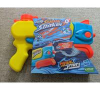 NERF Super Soaker Wave Spray Water Blaster