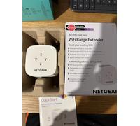NETGEAR EX6110 Network repeater White