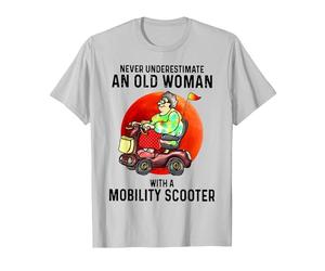 Never Underestimate an Old Woman with A Mobility Scooter T-Shirt, Men, Silver Grey, Large