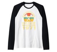 Never Underestimate Dart Player Born in 1971 Dart Darts Raglan Baseball Tee