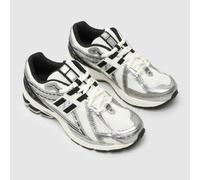 New Balance 1906R Trainers in White & Black UK 7