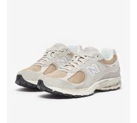 New Balance 2002R Trainers in Beige Multi UK 4 (EU 37)