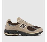 New Balance 2002R Trainers in Beige UK 9 (EU 43)