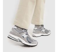 New Balance 2002r Trainers in White & grey UK 4 (EU 37)