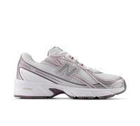 New Balance 740 trainers in silver and pink