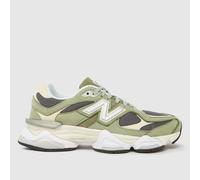 New Balance Women's 9060 Sneakers, Garter Snake/Castlerock, 4