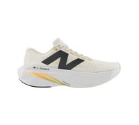 New Balance W Supercomp Trainer V3 Sneaker Angora