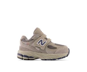 New Balance Infant 2002 Trainer, Grey, Size 7 Younger Grey