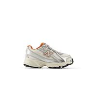 New Balance Infants 740 Bungee Lace in Grey/Red Synthetic, size 3.5