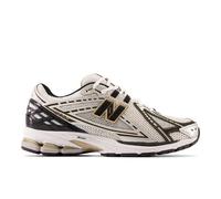 New Balance Men's 1906R in Grey/Brown Synthetic, size 11