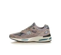 New Balance Men's 991v2 Sneaker, 9.5 UK Grey